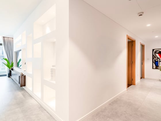 Pool and Park View | Upgraded | Prime Location, picture 8