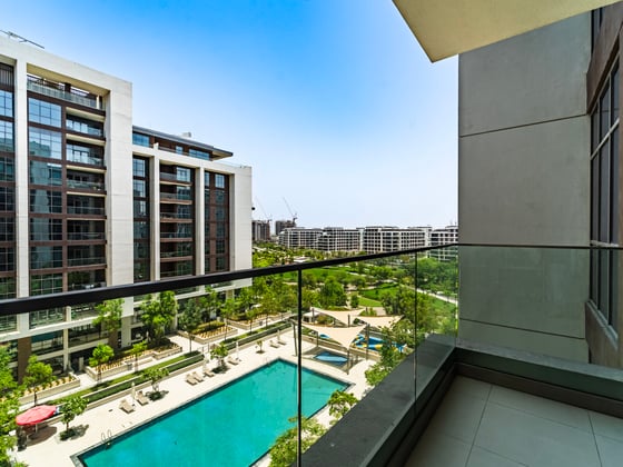 Pool and Park View | Upgraded | Prime Location, picture 19