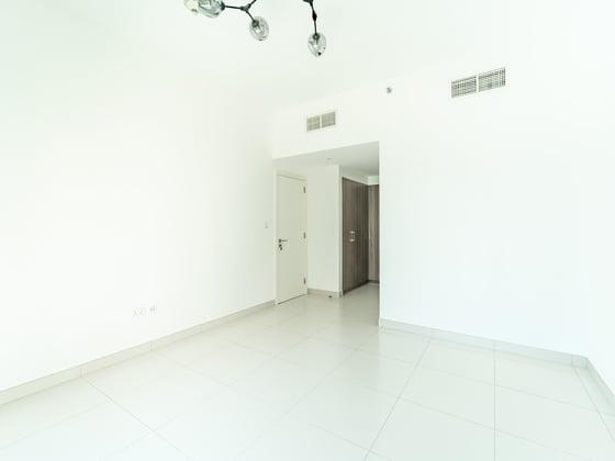 Low Rise Building | Garden Views | Vacant Now, picture 9