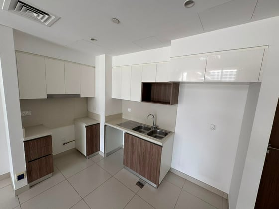 Low Floor | Garden Views | Vacant Now..., picture 5