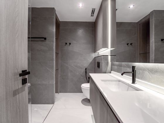 Spacious | Prime Location | Upgraded...., picture 23