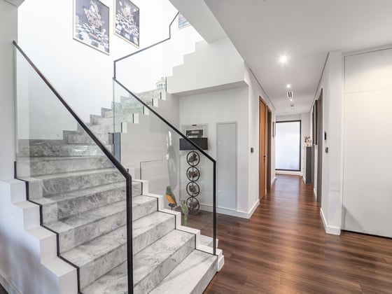 Spacious | Prime Location | Upgraded...., picture 13
