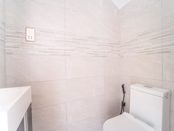 Converted Type 4E | All Ensuite| Fully Upgraded, picture 14