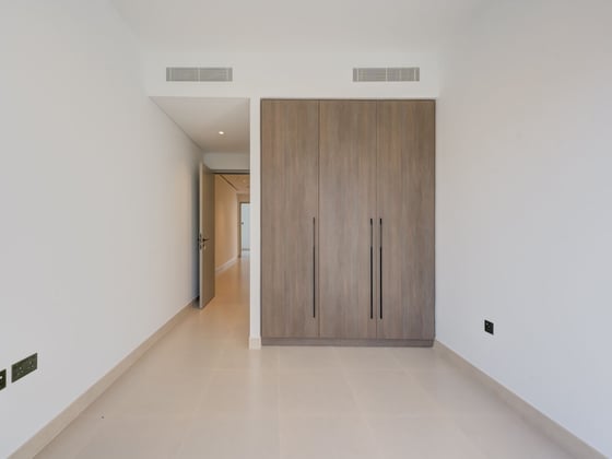 Single Row | View Today | Close to Park |, picture 12
