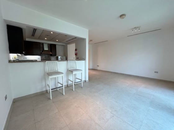 Vacant Now | Corner Unit | View Today..., picture 5