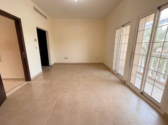 Vacant Now | Corner Unit | View Today..., picture 10