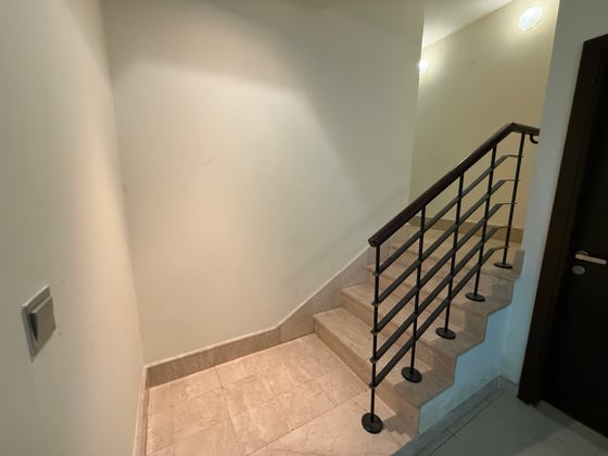 Vacant Now | Corner Unit | View Today..., picture 6