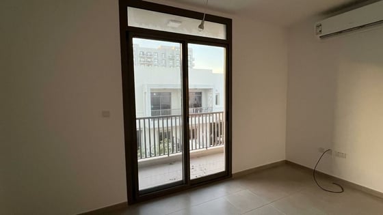 Motivated | 3Bed+Maid Type 2 | Tenanted No Notice, picture 5