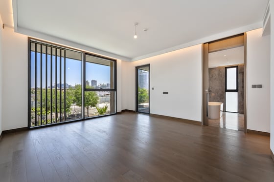 LUXURY LIVING | PRIVATE POOL | PREMIUM FINISHES, picture 9
