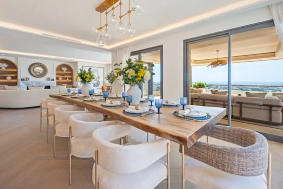A penthouse in the sky in Marbella with 5 spaces., picture 9