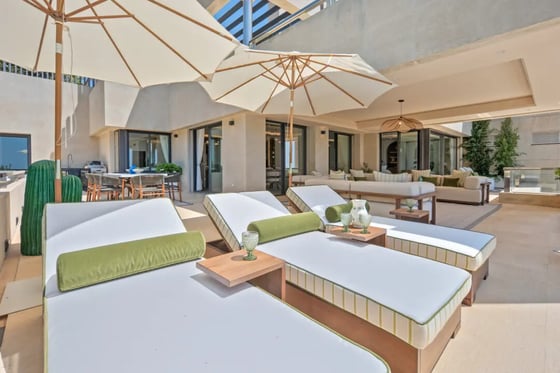 A penthouse in the sky in Marbella with 5 spaces., picture 2