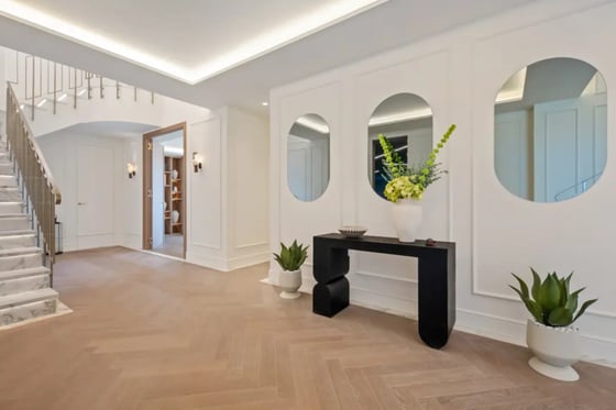 A penthouse in the sky in Marbella with 5 spaces., picture 16