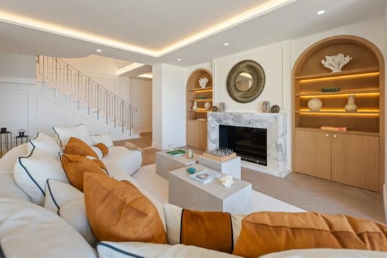 A penthouse in the sky in Marbella with 5 spaces., picture 6