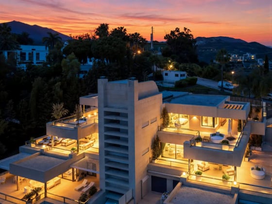 A penthouse in the sky in Marbella with 5 spaces., picture 23