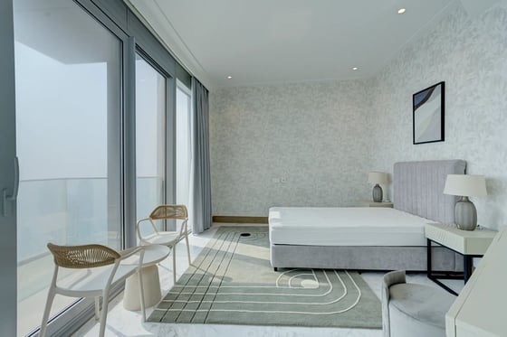 An elegant 5-bed apartment in Opera Grand, Downtown Dubai, picture 12