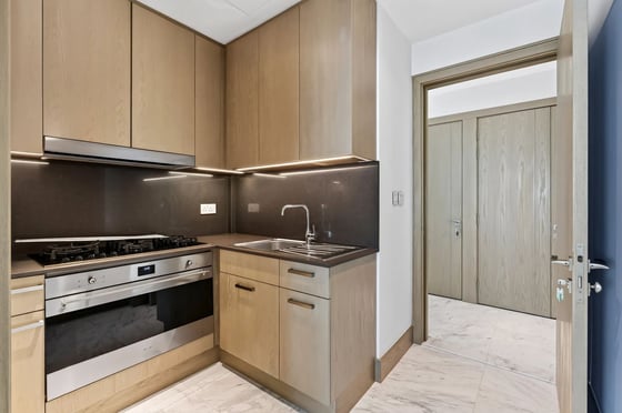 5-bedroom apartment for rent in Opera Grand Downtown Dubai, picture 7