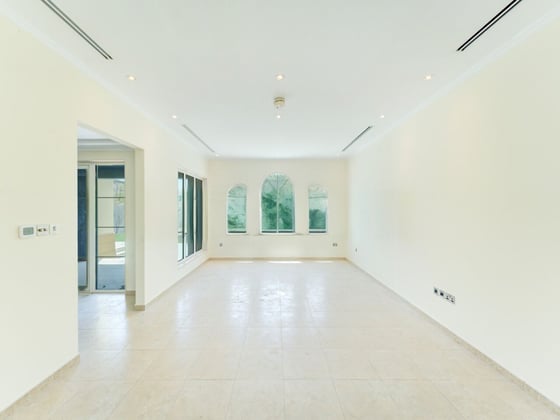 Landscaped | Internal | District 5 | Vacant August, picture 5