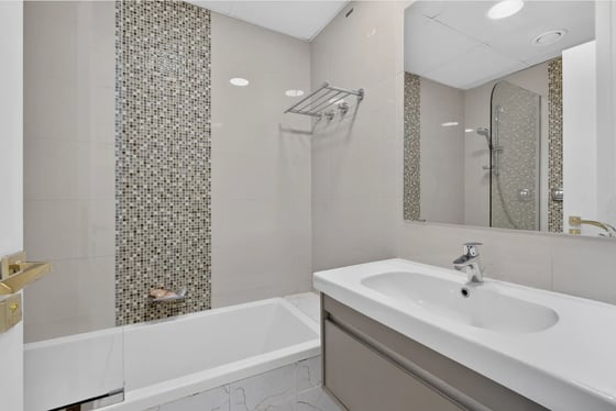 3 bedroom duplex for sale with sea view in Dubai Marina, picture 24