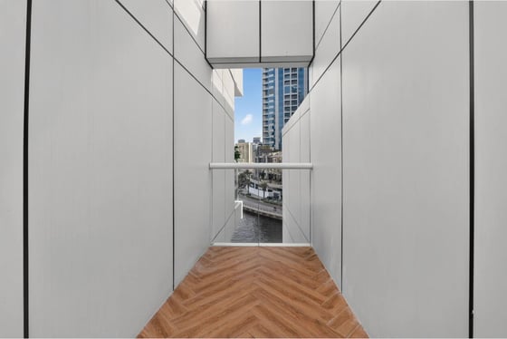 Expansive 3-bedroom duplex with sea views in Dubai Marina, picture 25