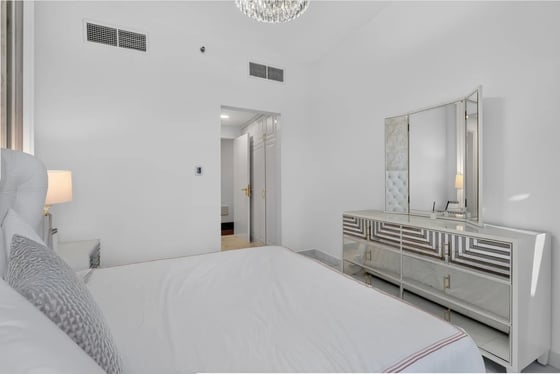 3 bedroom duplex for sale with sea view in Dubai Marina, picture 21