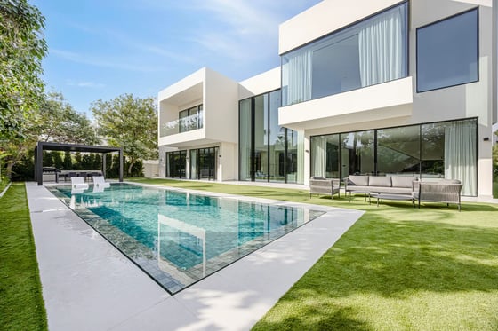 5-bed fully furnished contemporary home in The Nest, picture 1