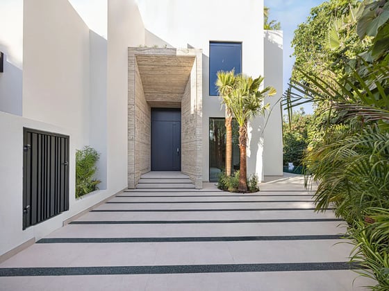 5-bedroom upgraded villa for sale in Al Barari, picture 6