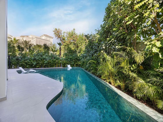 5-bedroom upgraded villa for sale in Al Barari, picture 3