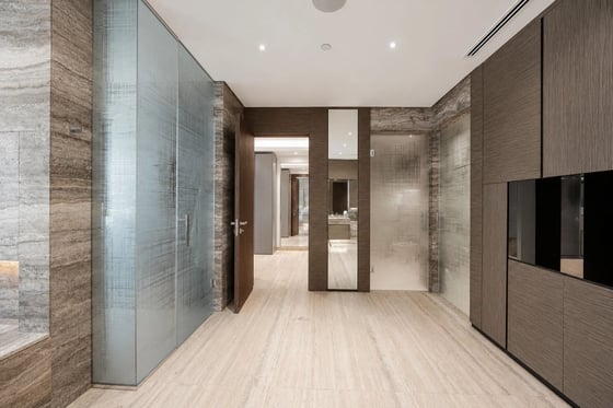 2 bed half-floor penthouse for sale at Volante, Business Bay, picture 21