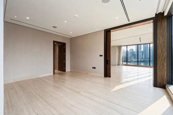 2 bed half-floor penthouse for sale at Volante, Business Bay, picture 10