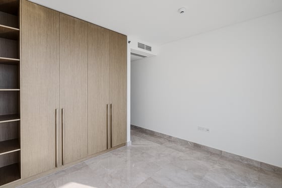 Best Price | High Floor | Palm & Downtown View, picture 15