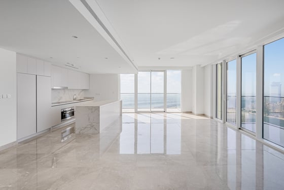 Best Price | High Floor | Palm & Downtown View, picture 1