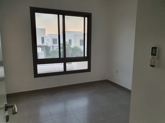 Motivated Seller | 3BR + Maid | Close To Pool, picture 5