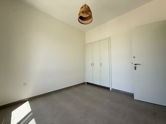 Motivated Seller | 3BR + Maid | Close To Pool, picture 9