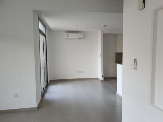 Motivated Seller | 3BR + Maid | Close To Pool, picture 3