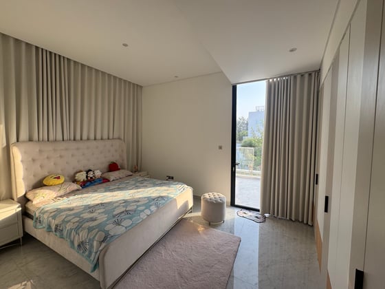 Exclusive Corner Villa | Unfurnished | View Today, picture 12