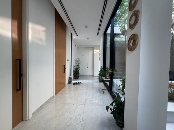 Exclusive Corner Villa | Unfurnished | View Today, picture 5