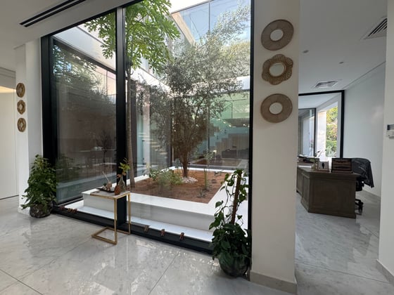 Exclusive Corner Villa | Unfurnished | View Today, picture 2