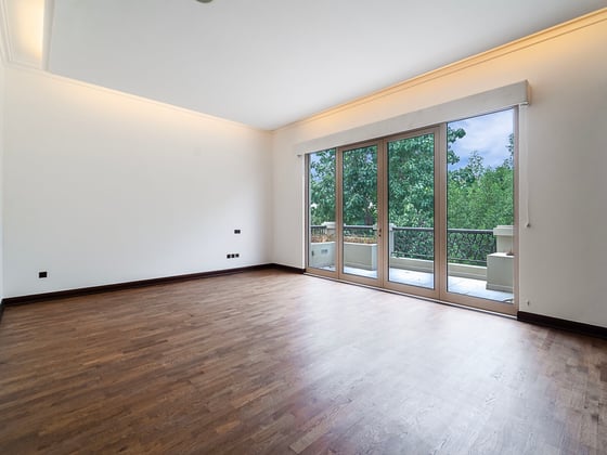 6 Bed | Private Pool | Renovation Opportunity | View Today, picture 16