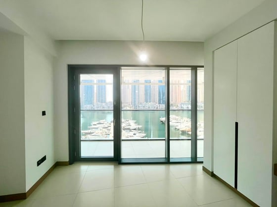Chiller Free | Large Layout | Huge Balcony, picture 13