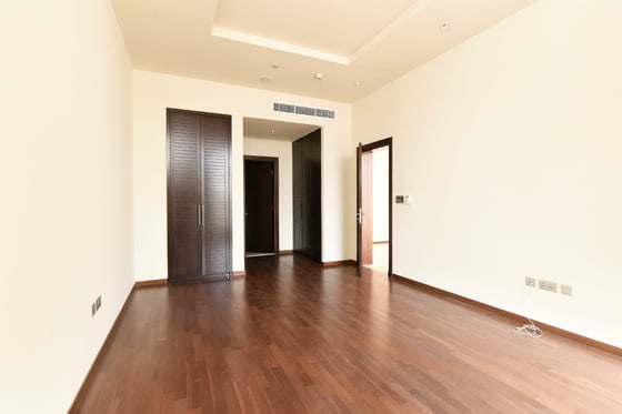 Spacious |  Low Floor | Available Now..., picture 8
