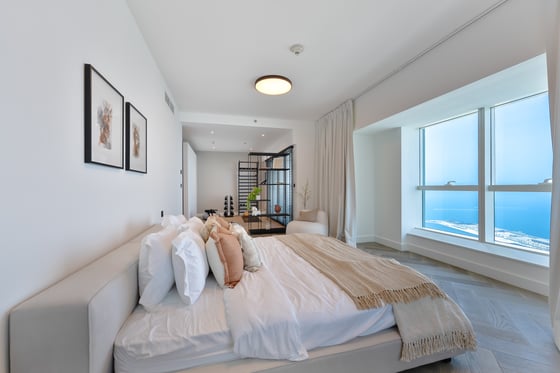 74th Floor Triple View | Elite Residence, picture 12