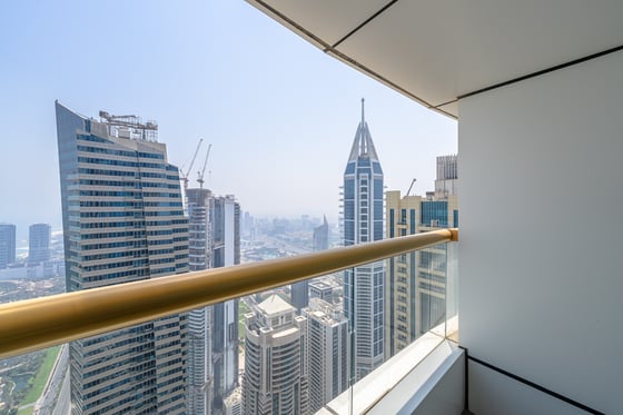 74th Floor Triple View | Elite Residence, picture 17