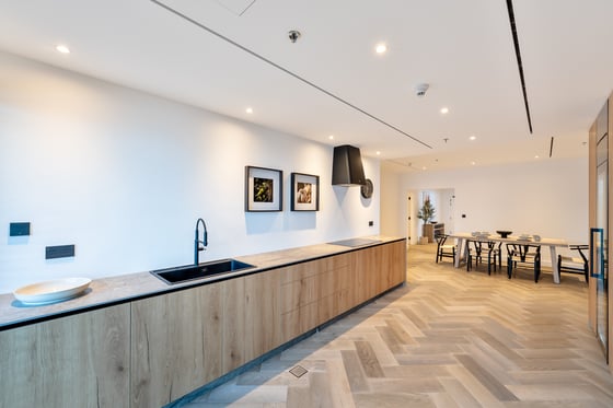 74th Floor Triple View | Elite Residence, picture 8