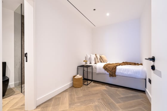 74th Floor Triple View | Elite Residence, picture 13
