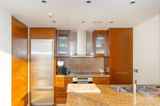 Spacious Unit | With Study | Burj Khalifa, picture 7