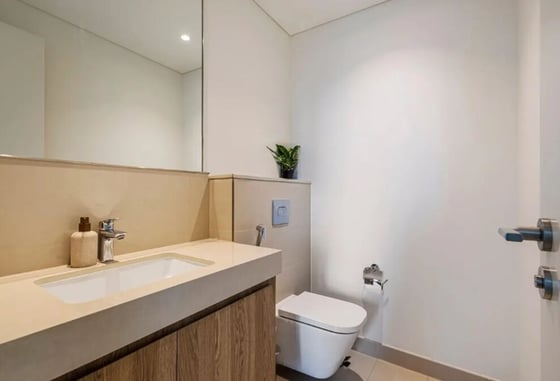 Burj Khalifa View | Maid's Room | Vacant | Furnished, picture 10