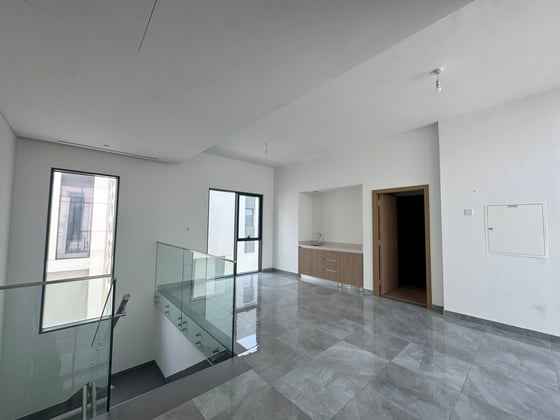 Internal Location | Vacant | Maids Room., picture 10