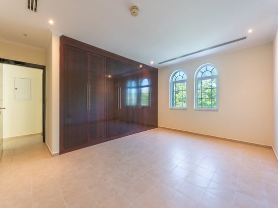 Extended | Internal | Vacant | Away From Cables, picture 13