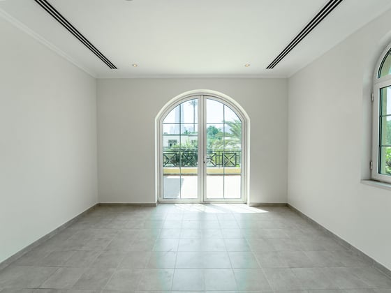 Vacant | Internal | Away From Cables | Landscaped, picture 18