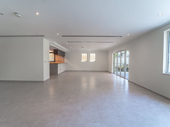 Vacant | Internal | Away From Cables | Landscaped, picture 6